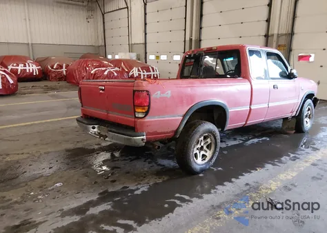 1994 Mazda B4000 Cab Plus z USA, uszkodzony, nr VIN 4F4DR17X5RTM79891